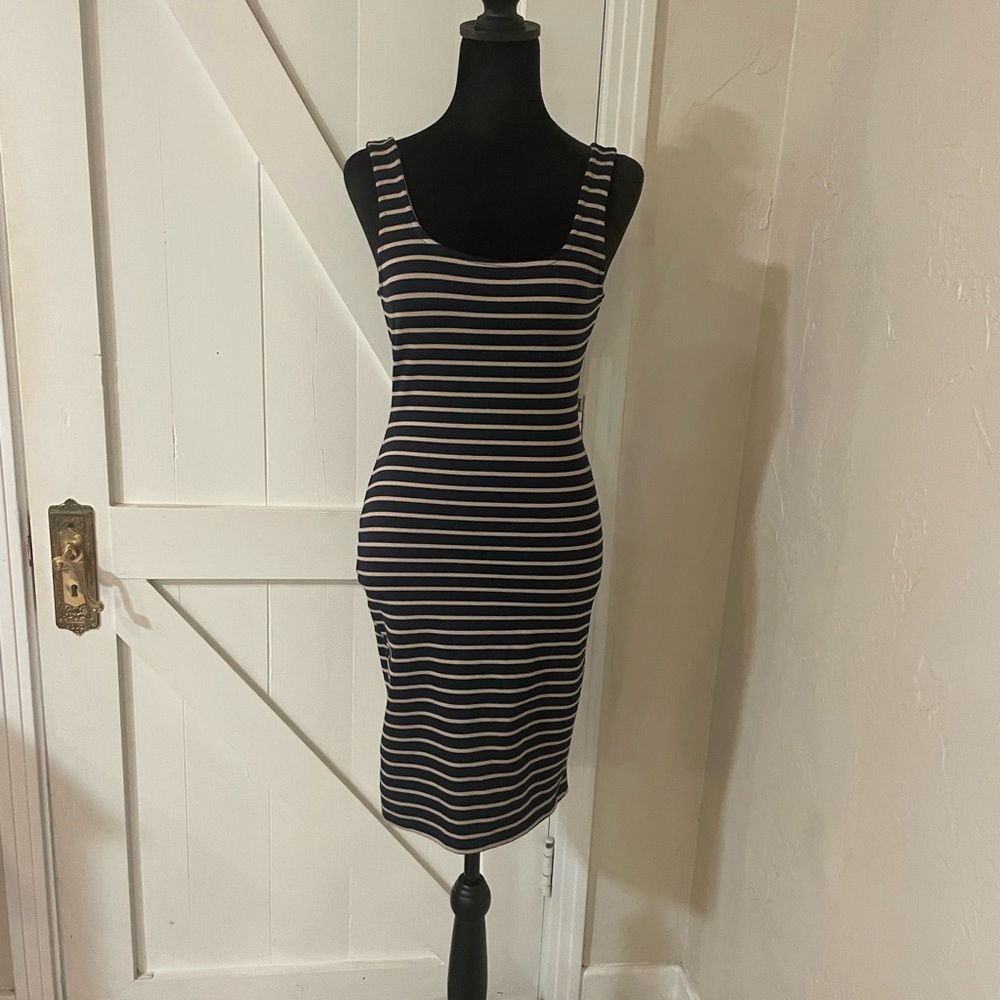 Iris body con sexy tank dress navy and tan stripe zip back closure small